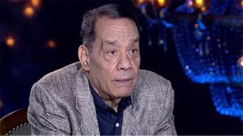التحقيق فى اتهام حلمى بكر مدير أعماله السابق بالاستيلاء على 2 مليون جنيه