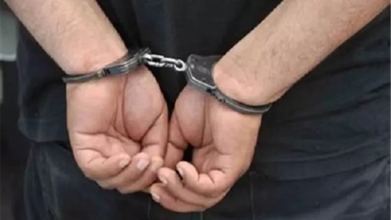 بقصد الإتجار.. ضبط عنصر إجرامي بحوزته كمية من مخدري الحشيش والشابو 