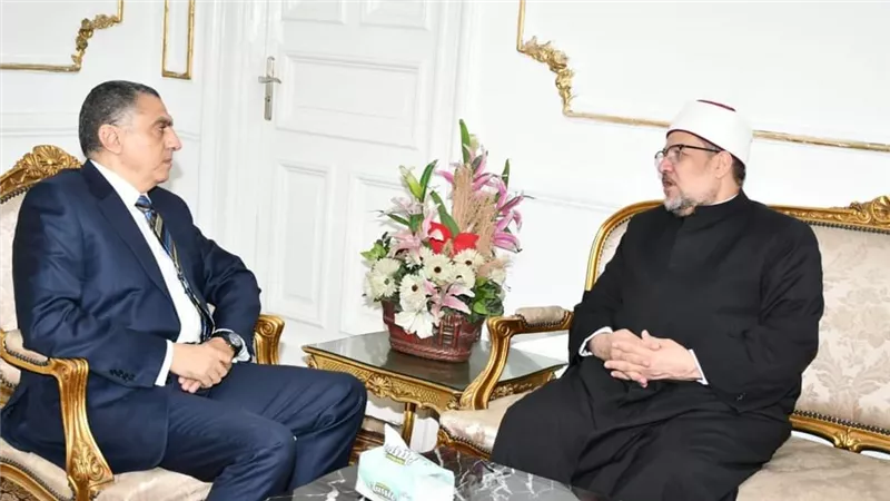 وزير الأوقاف يستقبل سفير مصر لدى جمهورية باكستان