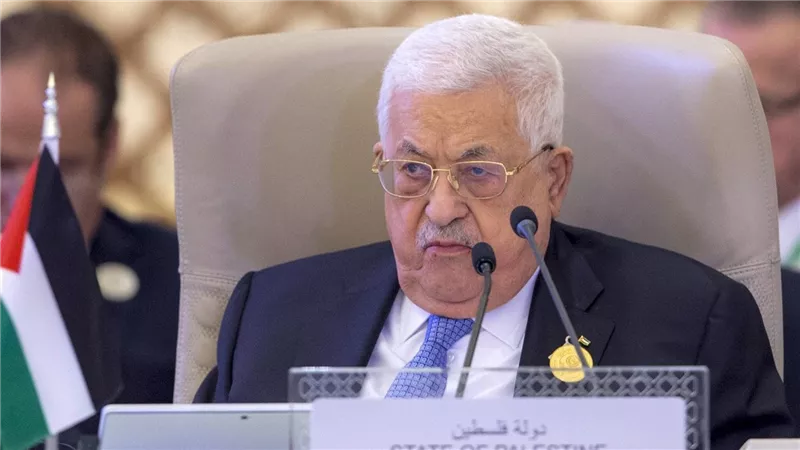 الرئيس الفلسطينى: شعبنا يتعرض لمذابح وإبادة جماعية فى غزة