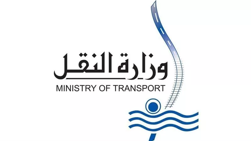 الهيئة العامة للطرق والكباري:  انتظام حركة سير المركبات بطريق سفاجا /قنا  بالكامل في الاتجاهين 