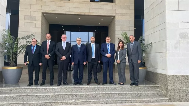وزير الكهرباء يستقبل وفد رفيع المستوى لشركة سيمينز  لبحث سبل التعاون الثنائى والاستثمار على أرض مصر