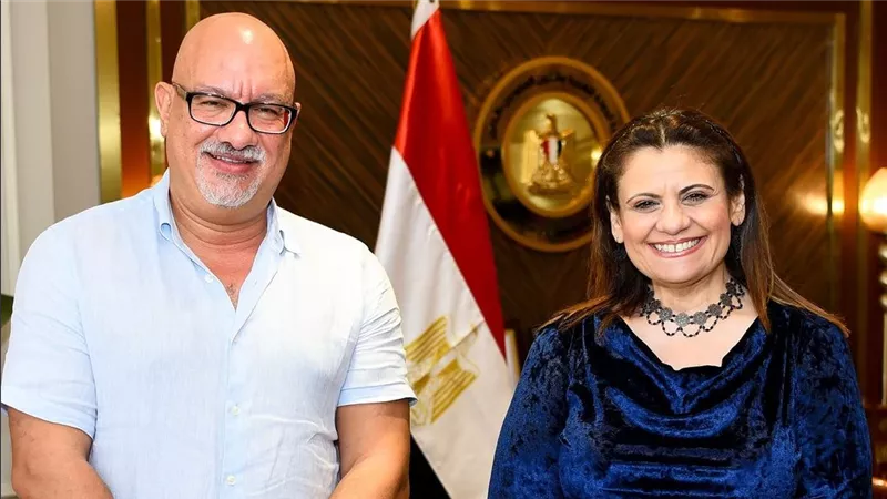 وزيرة الهجرة تستقبل عازر ساويرس رجل الأعمال المصري الفنلندي لبحث فرص الاستثمار في مصر