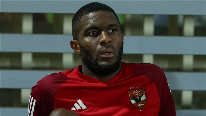 غيابات بالجملة.. موديست يقود هجوم الأهلي أمام المقاولون العرب في الدوري