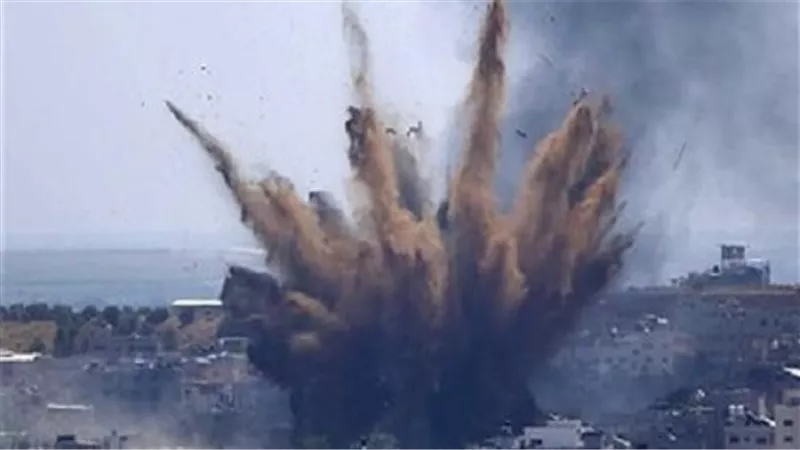 برشقة صاروخية.. 