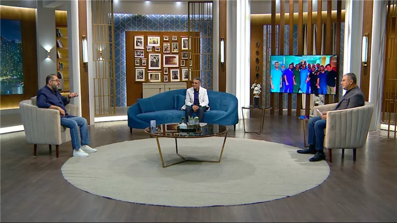الفنان طارق عبد العزيز في ضيافة عمرو الليثي بـ 