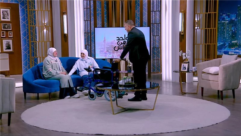 واحد من الناس يواصل اكتشاف المواهب و مساعدة الحالات الإنسانية.. غدا