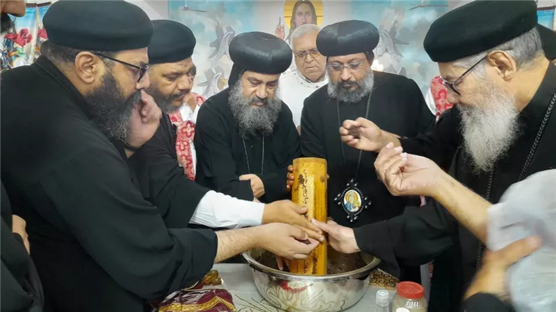 أسقف الوادى الجديد فى السويس للمشاركة في نهضة الشهيد مارجرجس