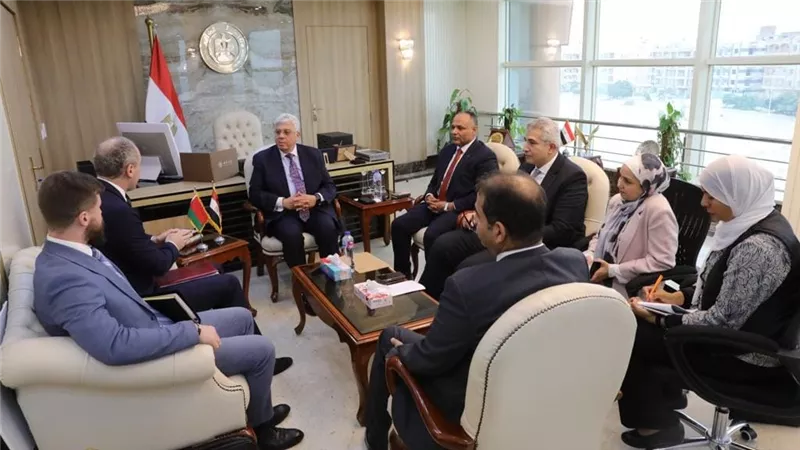 وزير التعليم العالي يستقبل سفير بيلاروسيا بالقاهرة لبحث سبل تعزيز التعاون التعليمي والعلمي
