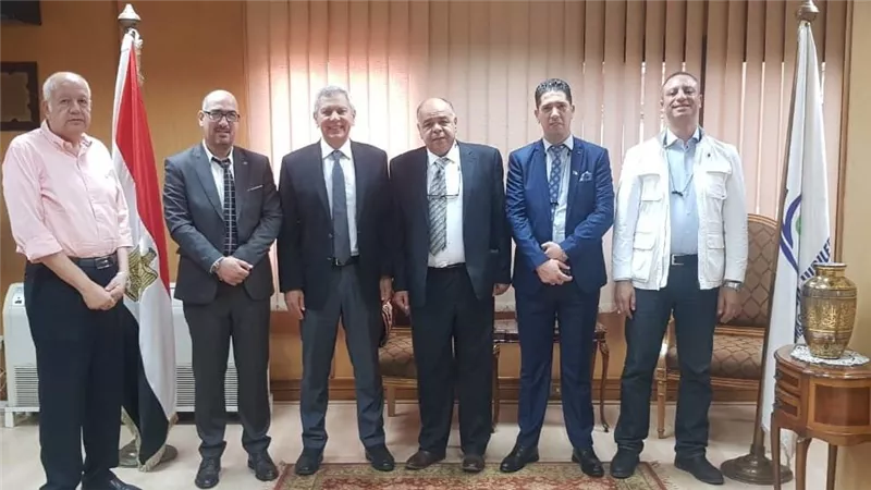 عصمت: تحديث خطوط الإنتاج لمواكبة التطور العالمي في صناعة الدواء 