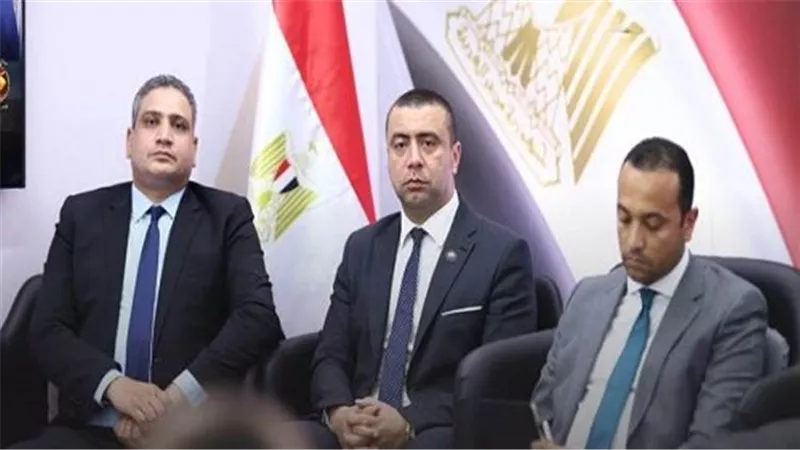 الحملة الرسمية لـ السيسي تستقبل وفدًا من النقابة العامة للعاملين بالمالية والضرائب