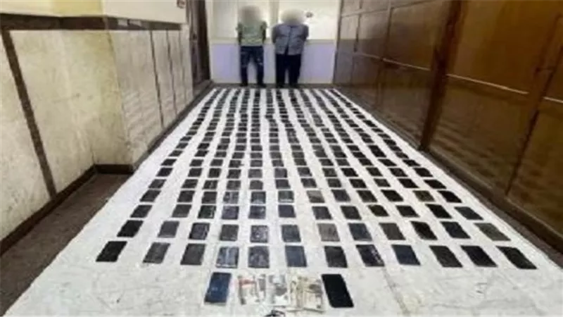 بأكثر من 2 مليون جنيهاً.. ضبط أثنين وبحوزتهم 300 طربة حشيش بالأسكندرية