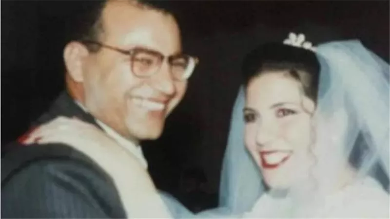 إحذفوه من الفريندز.. زوجة بيومي فؤاد: 