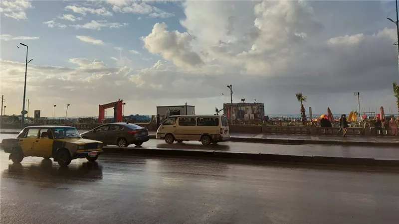لسوء الأحوال الجوية.. تعطيل الدراسة غدًا بجميع المدارس الحكومية بالأسكندرية
