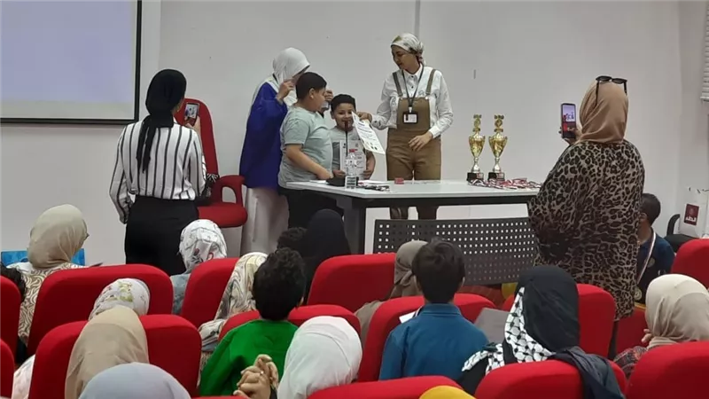 متحف السويس القومي يستقبل رشا كامل بأكاديمية دكتور ماث الدولية
