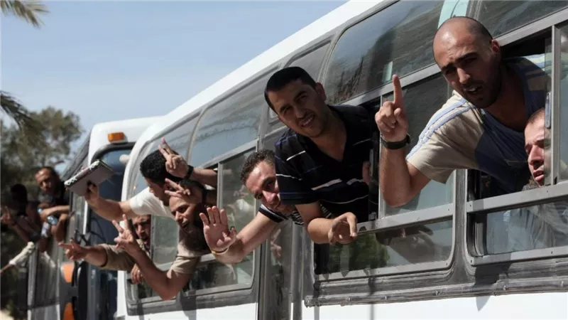رئيس هيئة شؤون الأسرى الفلسطينيين يكشف المستهدف في صفقة تبادل الأسرى المرتقبة
