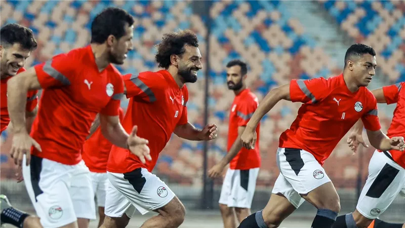 وموقف الثلاثي المُستبعد.. منتخب مصر يحدد موعد إرسال قائمة أمم إفريقيا