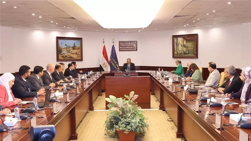  وزير الاتصالات : حصول مصر على المرتبة الثالثة عالميا كأبرز المواقع العالمية فى صناعة التعهيد 
