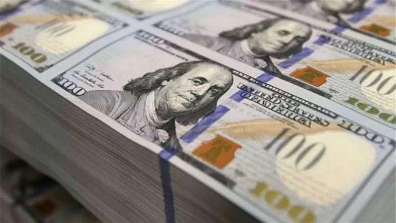 في النقد الأجنبي.. ضبط 3 أشخاص بتهمة الإتجار غير المشروع 