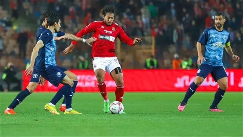 عقد بالدولار.. بيراميدز يحرم الأهلي من بديل معلول