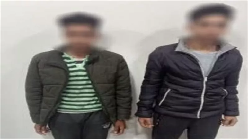 حامل سلاح أبيض أمام إحدى المدارس.. ضبط سائق توك توك بكفر الشيخ