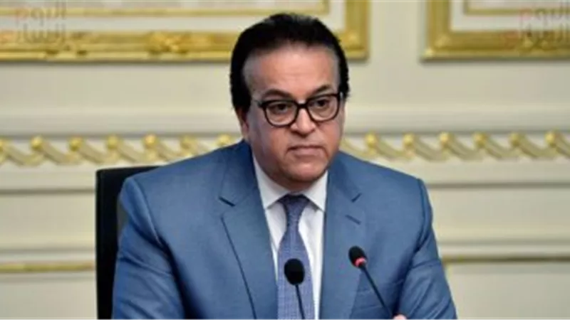 وزير الصحة:  سيارة إسعاف في جميع اللجان لتأمين مقرات انتخابات الرئاسة