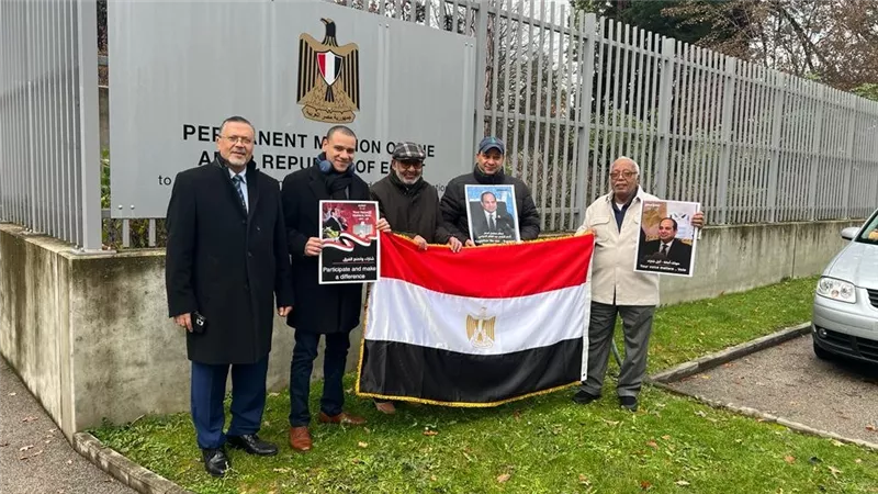 سفير مصر فى لندن: توافد كبير على لجان التصويت بالمملكة المتحدة