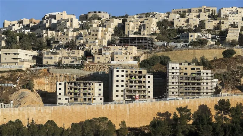 انتهاكًا صارخًا.. مصر تدين مصادقة إسرائيل على بناء تجمع استيطاني جديد في القدس