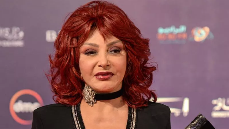 هنتخب السيسي لأنه الأجدر.. نبيلة عبيد: في عهده بنام مرتاحة