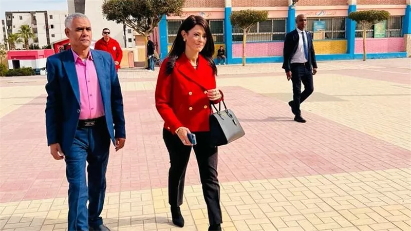 الدكتورة رانيا المشاط وزيرة التعاون الدولى تدلى بصوتها فى الانتخابات الرئاسية بالقاهرة الجديدة
