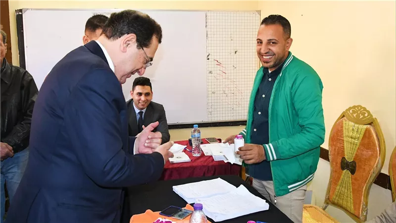 وزير البترول يدلي بصوته في الانتخابات الرئاسية 