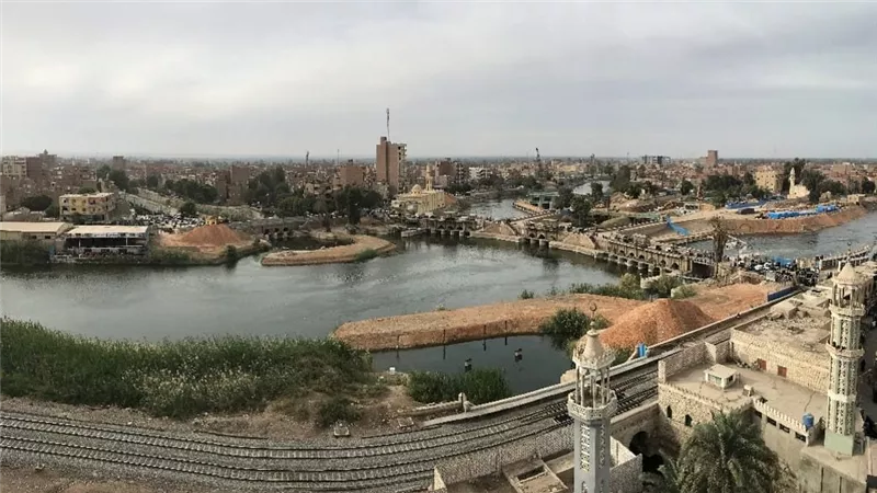 الدكتور سويلم يتابع الموقف التنفيذى لمشروع مجموعة قناطر ديروط الجديدة لتحسين الرى في زمام ١.٦٠ مليون فدان بالصعيد