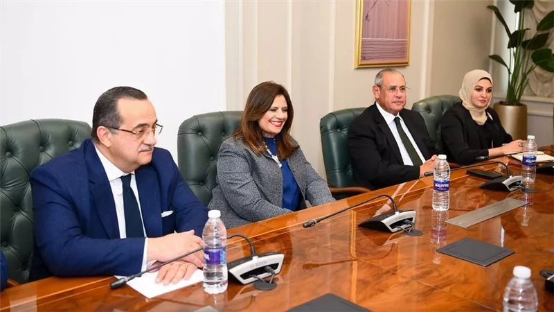 وزيرة الهجرة تستقبل نائب وزير الخارجية الأسترالي للهجرة لبحث التعاون في عدد من الملفات المشتركة 