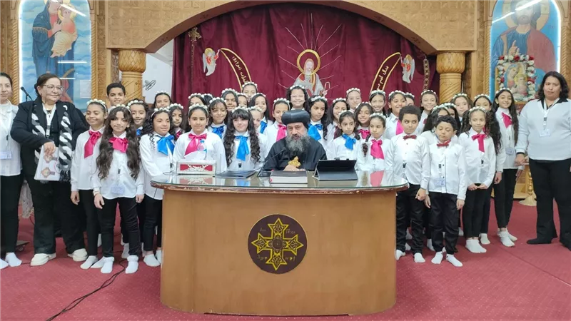 كنيسة مار جرجس بالسويس تشهد عظة الإجتماع الأسبوعي