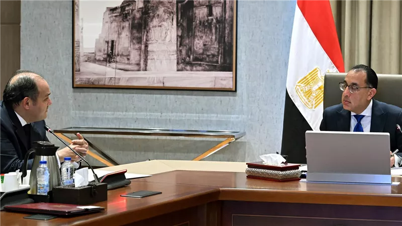 رئيس الوزراء يستعرض مقترحات زيادة التبادل التجاري مع الدول الإفريقية