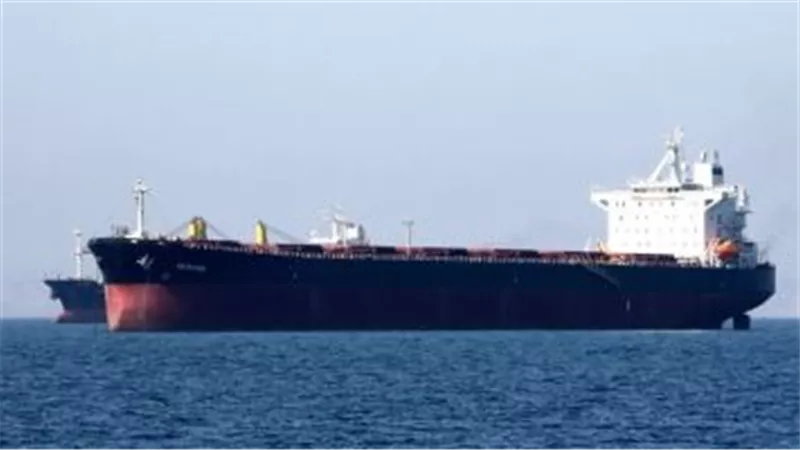القاهرة الإخبارية: الحوثيون استهدفوا ناقلة نفط بصاروخين لكنهما أخطآها