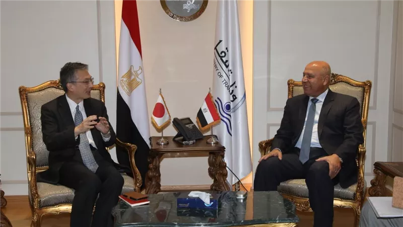 وزير النقل يبحث مع السفير الياباني بالقاهرة تقدم أعمال تنفيذ المرحلة الأولي للخط الرابع للمترو