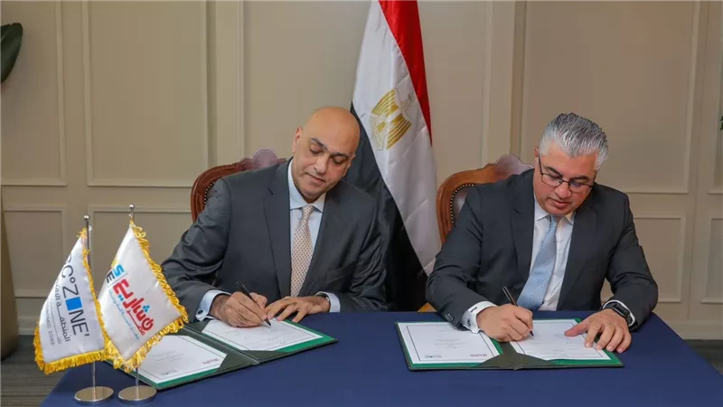 اقتصادية قناة السويس توقع بروتوكول تعاون مع جهاز تنمية المشروعات لتعزيز قطاع المشروعات الصغيرة والمتوسطة