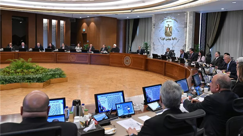 رئيس الوزراء: مجلس الوزراء يتقدم بخالص التهنئة لفخامة الرئيس عبد الفتاح السيسي بمناسبة انتخابه لفترة رئاسية جديدة 