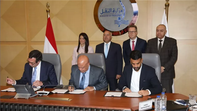 وزير النقل : مصر لا تبيع موانيها ومستمرون في تنفيذ المشروعات