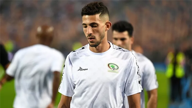 مع اقتراب التجديد.. أحمد فتوح يعيد متابعة حساب الزمالك على إنستجرام
