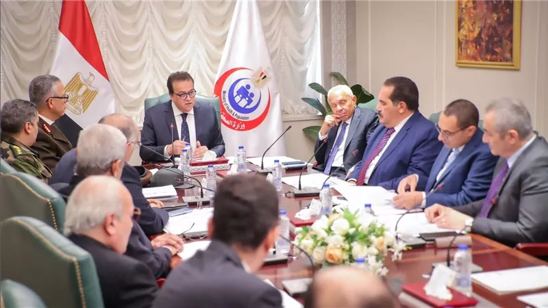 وزير الصحة يترأس اجتماع اللجنة العليا لزراعة الأعضاء