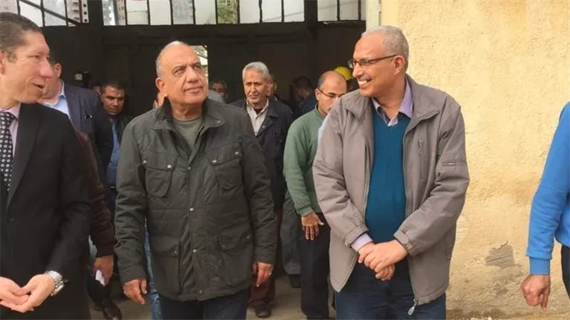 وزير قطاع الأعمال العام يتفقد أعمال تنفيذ مشروع تطوير الشركة وإعادة تشغيلها بعد توقف 10 سنوات   