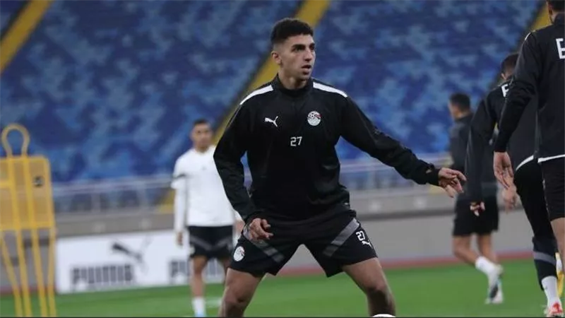 بسبب الإصابة.. استبعاد أحمد نبيل كوكا من قائمة منتخب مصر