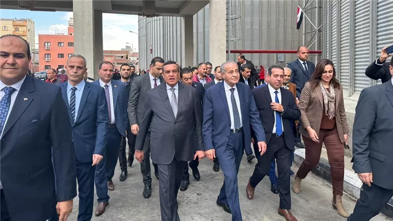 وزيرا التموين والتنمية المحلية يتفقدان صومعة دمنهور بمحافظة البحيرة