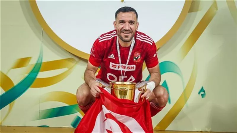كواليس المفاوضات.. شرط وحيد من علي معلول للتجديد أو الرحيل عن الأهلي