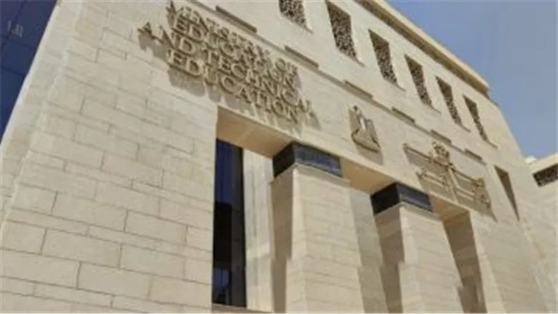 خطوات ربط جهاز التابلت بشبكة الإنترنت المدرسى استعداداً للامتحان الإلكترونى