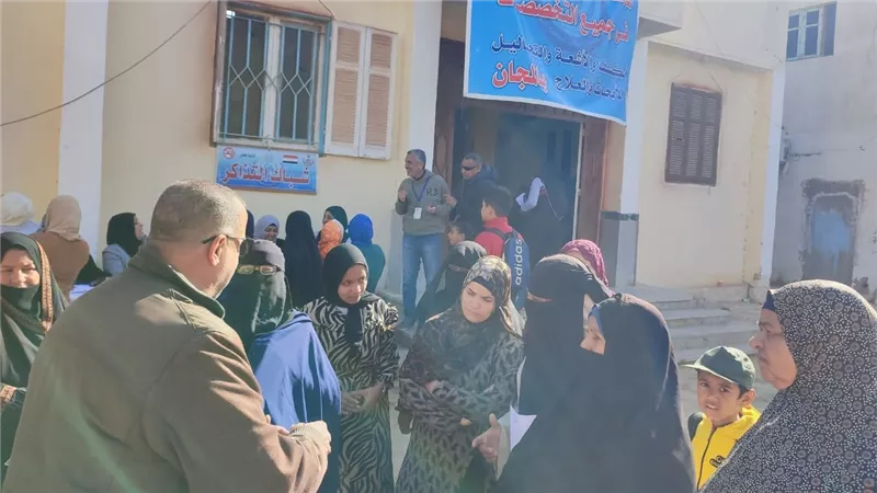 صحة السويس: الكشف على 1310 مواطن بالمجان بقرية العمدة