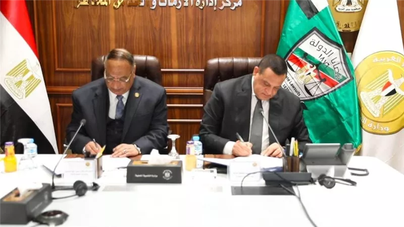 وزير التنمية المحلية ورئيس هيئة قضايا الدولة يوقعان بروتوكول تعاون لتعزيز التعاون المشترك فى مجال العدالة الناجزة