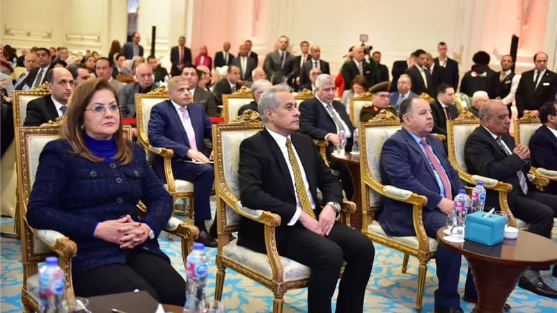 وزير العمل يُطلق مشروع 